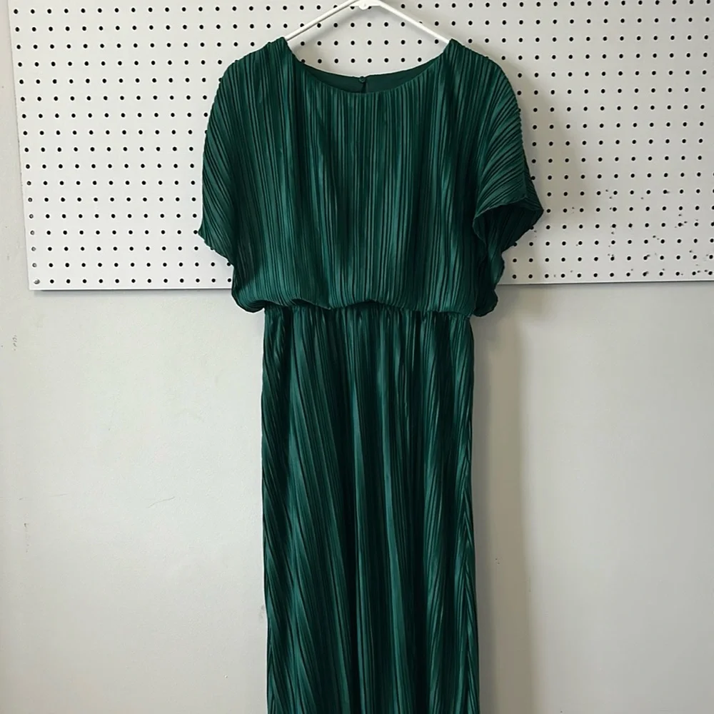 Emerald Green Pleated Maxi